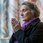 woman_praying_otche-nash