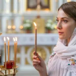 woman_in_shurch_otche_nash